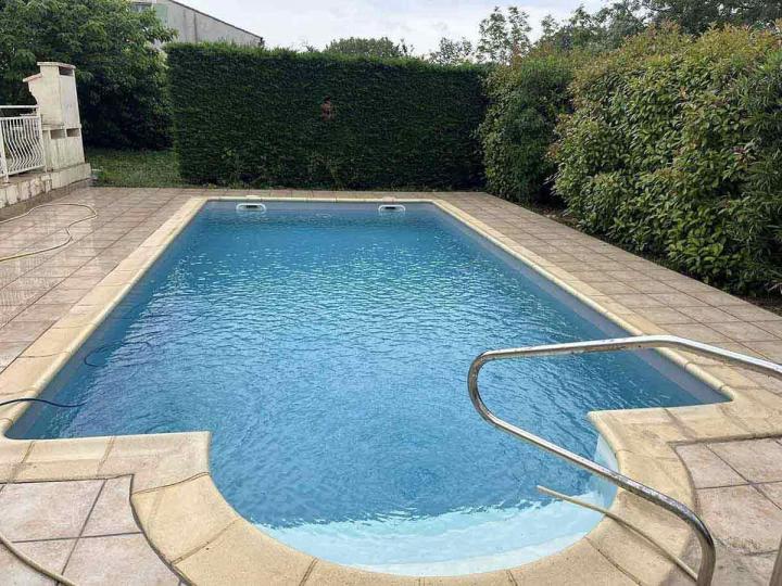 Magasin produits traitement de piscine Pont-Saint-Esprit